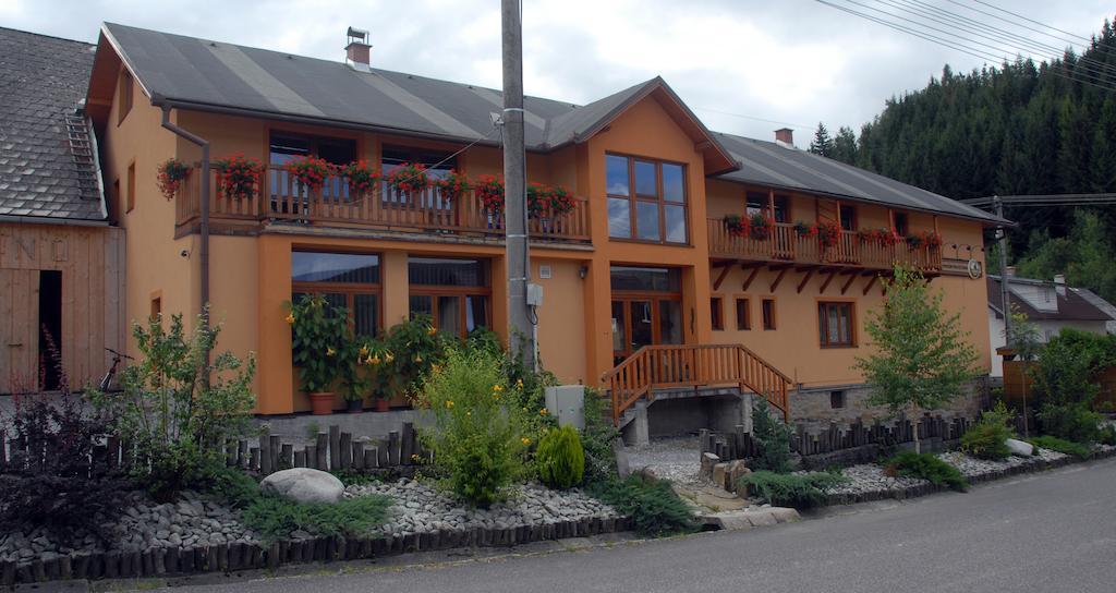 Penzion Pod Kycerou Zuberec Exteriér fotografie